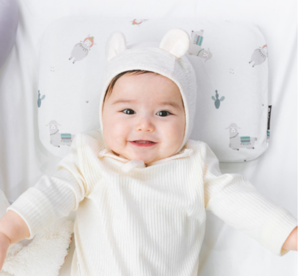 解决新生儿胎热和管理头型的BEBENUVO婴儿定型枕